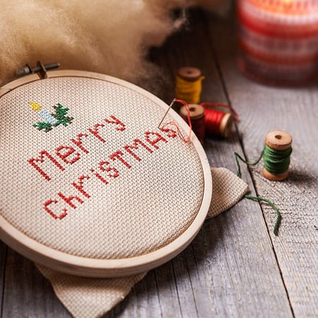 6 PCS Christmas Embroidery Hoop Set Bamboo Circle Cross Stitch Hoop Ring 5 inch to 10 inch for Embroidery Cross Stitch Craft Sewing
