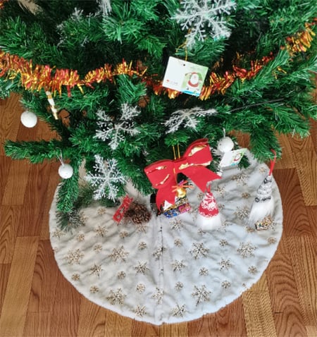 Christmas Tree Skirt Plush Floor Faux Fur Mat Home Xmas snowflake cover ornament 