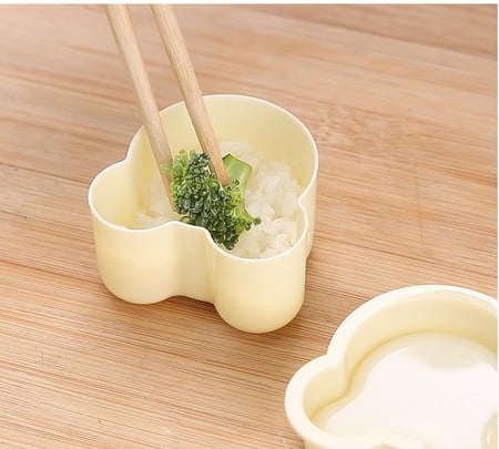 4PCS/Set DIY Sushi Mold Onigiri Rice Ball Food Press Triangular Sushi Maker 