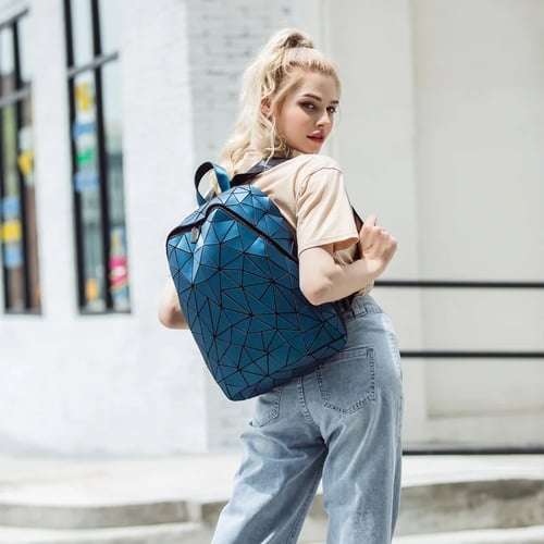 Women Hologram Backpack Geometric Backpacks Girls Travel Shoulder Bags For Women Totes Shoulder Bag Silver 