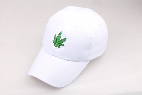 Fashion Men Women Leaf Embroidery Baseball Caps Hip Hop Snapback Hats Adjustable Fashion Men Women Leaf Embroidery Baseball Caps Hip Hop Snapback Hats Adjustable