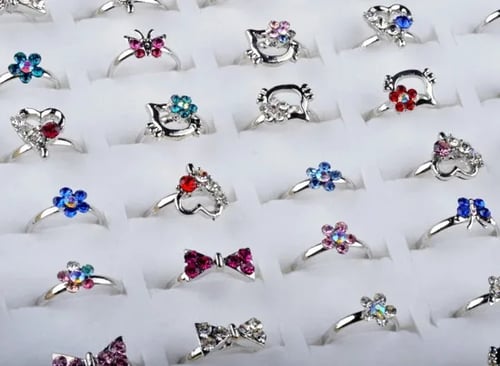 10Pcs Wholesale Fashion Mixed Lots Womens Girl Crystal Charms Wedding Rings Gift 