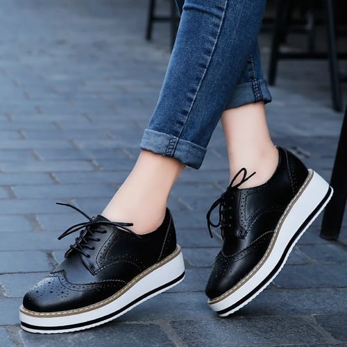 Women Retro Round Toe Sneakers Brogue Low Tops Casual Lace Up Shoes Fashion 
