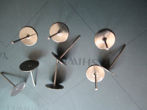 1000pcs Surgical Stainless Steel Flat Pad Post Earring Posts and Backs Findings 