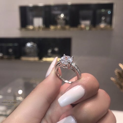 Elegant Women Jewelry Rhinestone Silver Plated Rings White Sapphire Wedding Ring 