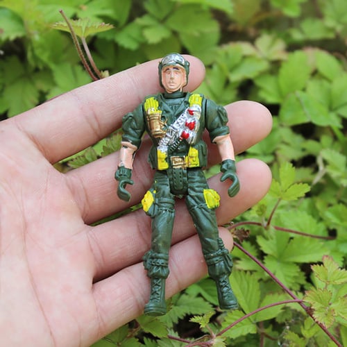 Military Plastic Toy Soldiers Army Men 9cm Figures & Accessories Toy Cute Random 