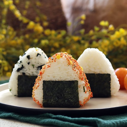 2pcs Triangle Form Sushi Mold Onigiri Rice Ball Bento Press Maker Mold DIY Tool 