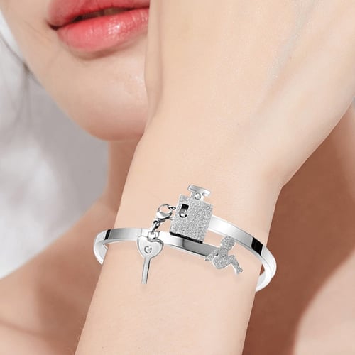 lock unlock bracelet