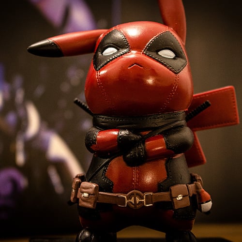Crisante Model Toy Cos Deadpool Pikachu Action Figure Simulation