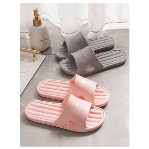 New Solid Color Slippers Man Summer Beach Sandals Light Bathroom