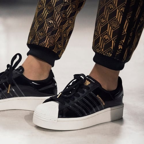 Adidas superstar mens vs womens sale