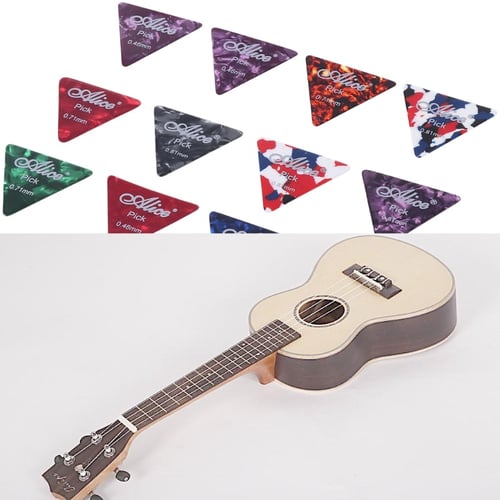 Big triangle guitar 2025