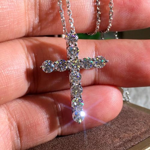 Pretty store cross necklace