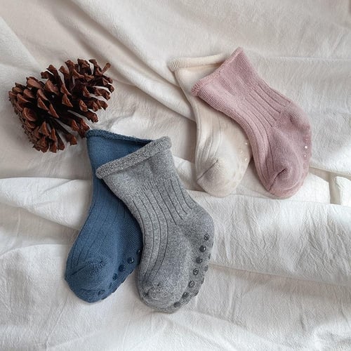 Warm infant socks clearance