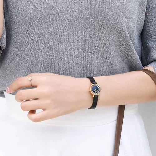 Watches with small 2025 dial