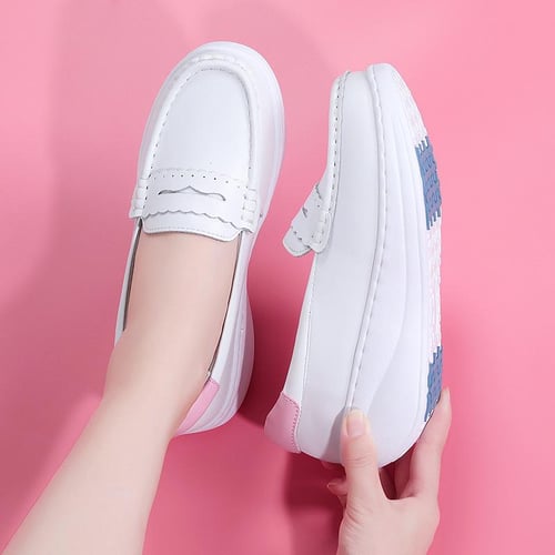 Ladies Nurse Shoes Breathable Platform Shoes with Soft Soles and