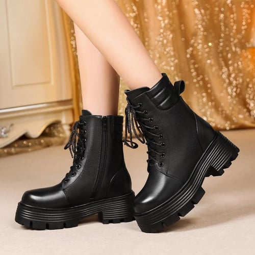 Large ladies boots 2025