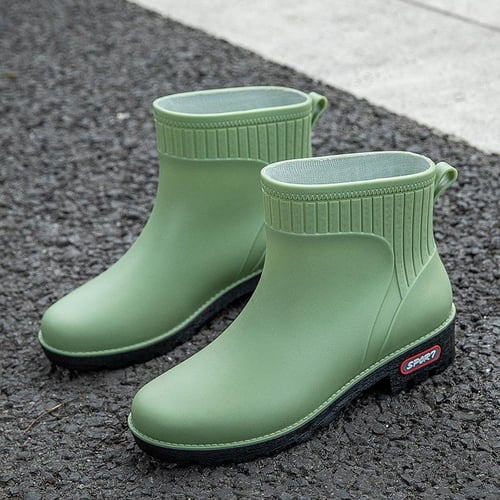 Pointed toe rain 2024 boots