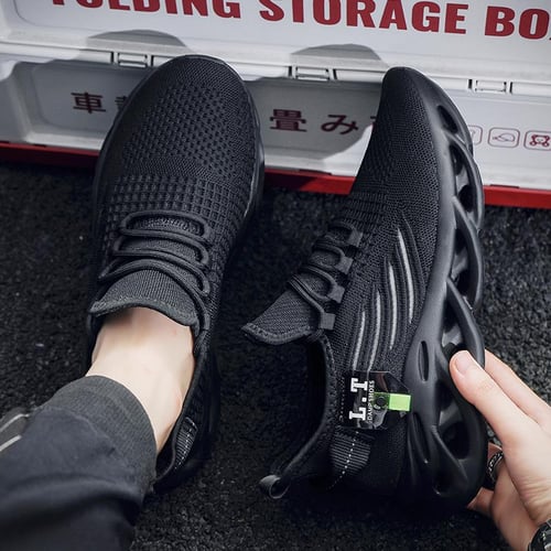 Large size hot sale tennis shoes