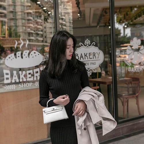 Graphic print hotsell pu crossbody bag
