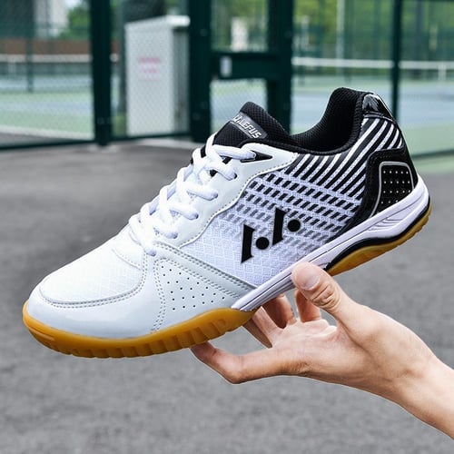 Skid resistant tennis shoes hot sale