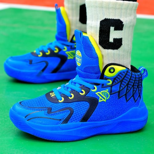Sports shoes student outlet discount