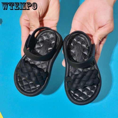 Small sales kids sandals