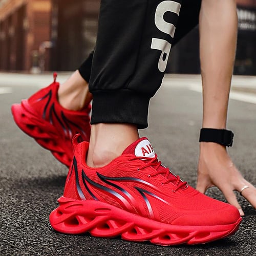 Comfortable mens deals running shoes