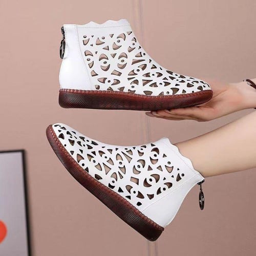 Summer New Hollow Hole Sandals Women s Flat Bottom Roman Sandals