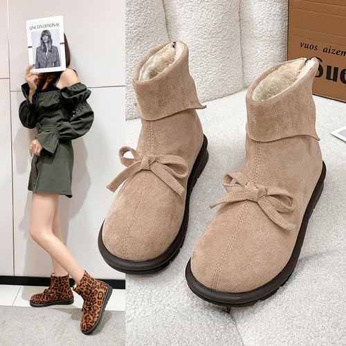 Women's short fur lined on sale boots