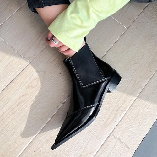 Pointed toe biker discount boots