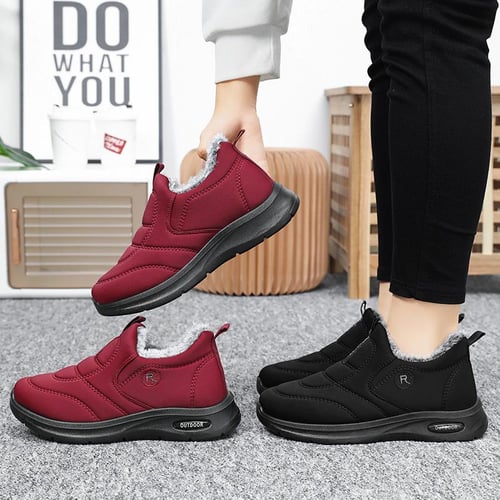 Womens fleece lined hot sale slip on shoes